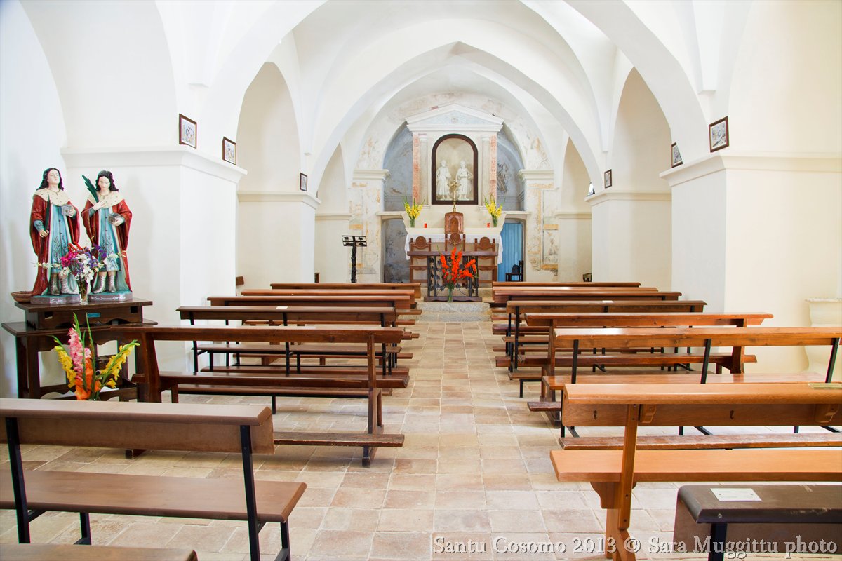 Interno della Chiesa di San Cosimo a Mamoiada